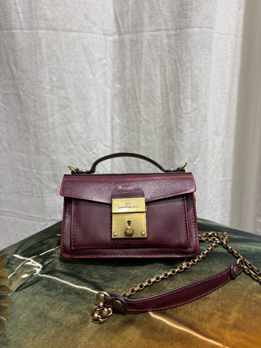 Campomaggi Crossbody Bag in Bordeaux